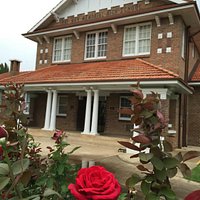 opened Anzac Day 1923 Hay War Memorial HS is a living memorial to Hay's World War One soldiers.