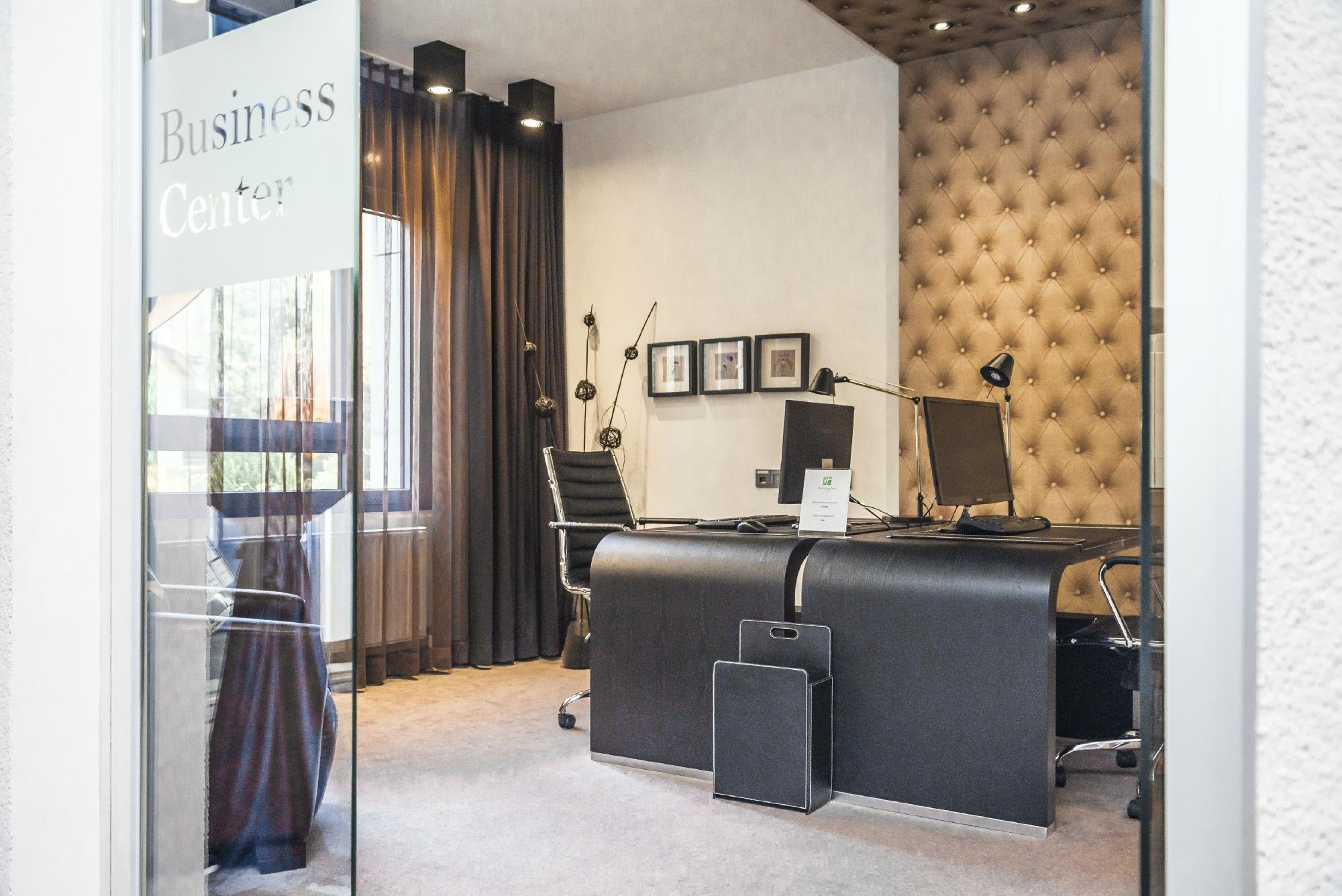 HOLIDAY INN STUTTGART, AN IHG HOTEL $120 ($̶1̶3̶6̶) - Updated 2024 Prices & Reviews - Germany