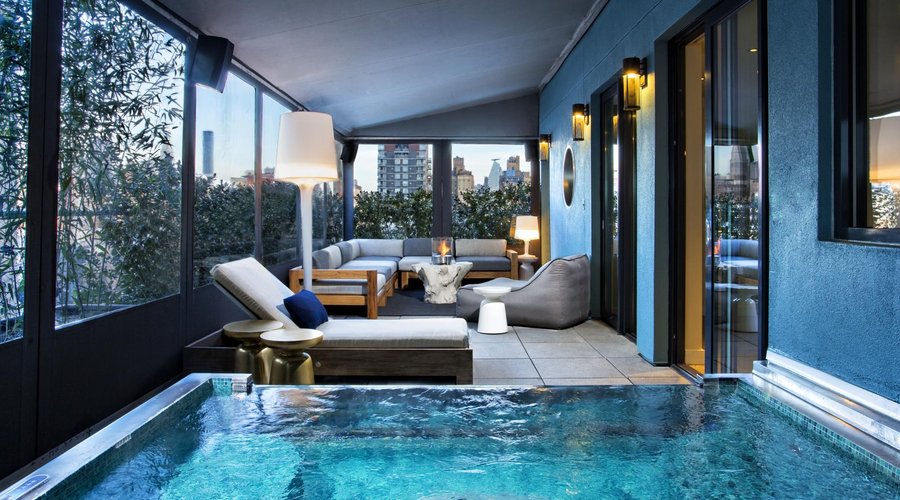 Guest House Glass Bottom Hot Tub