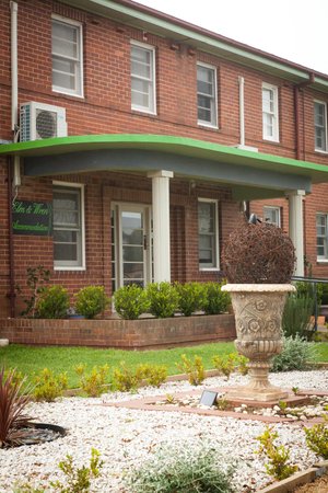 Elm & Wren in Cootamundra