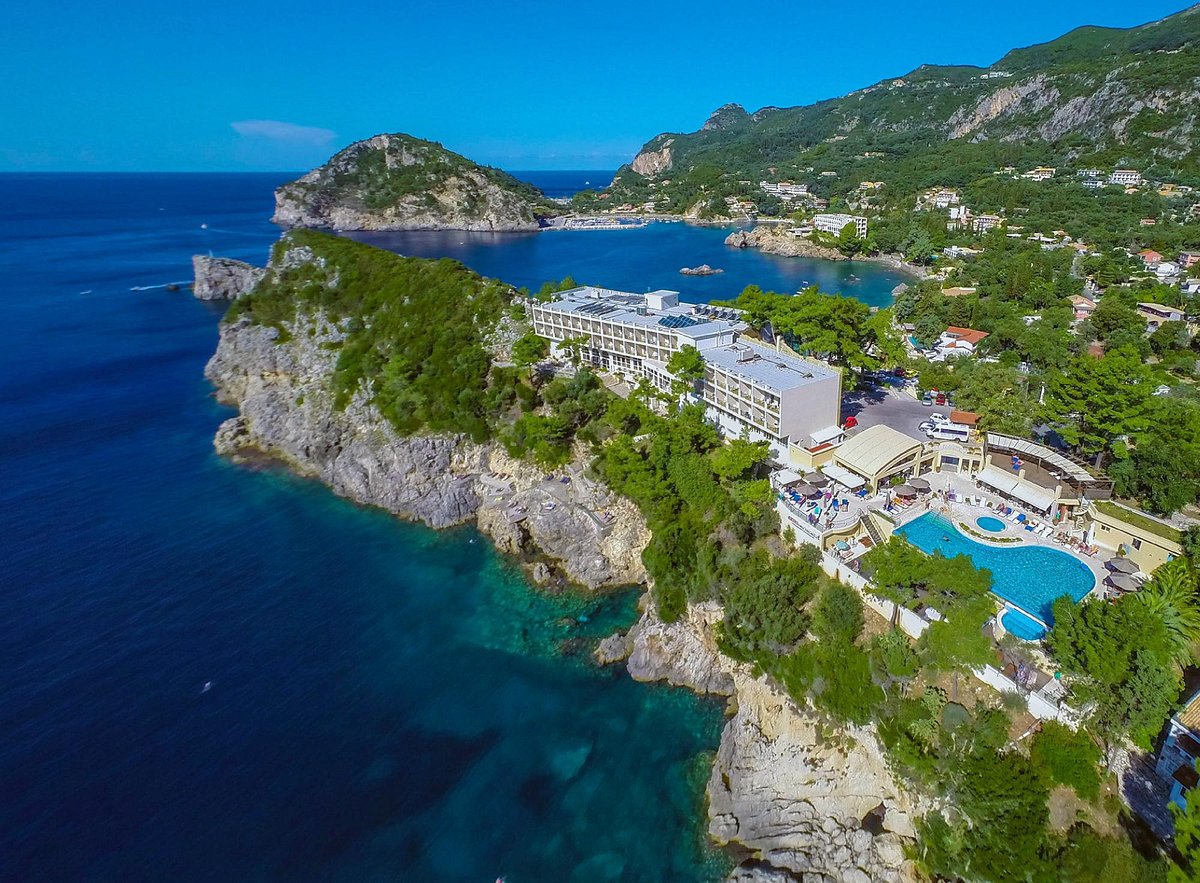 Akrotiri Beach Resort Hotel, hotel in Corfu