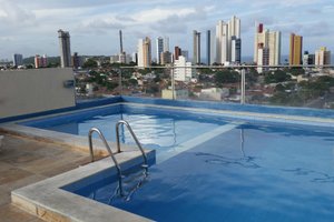 Piscina e praia