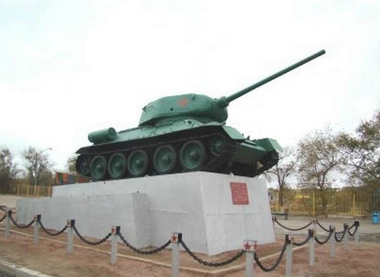 Monument Tank Т-34 image