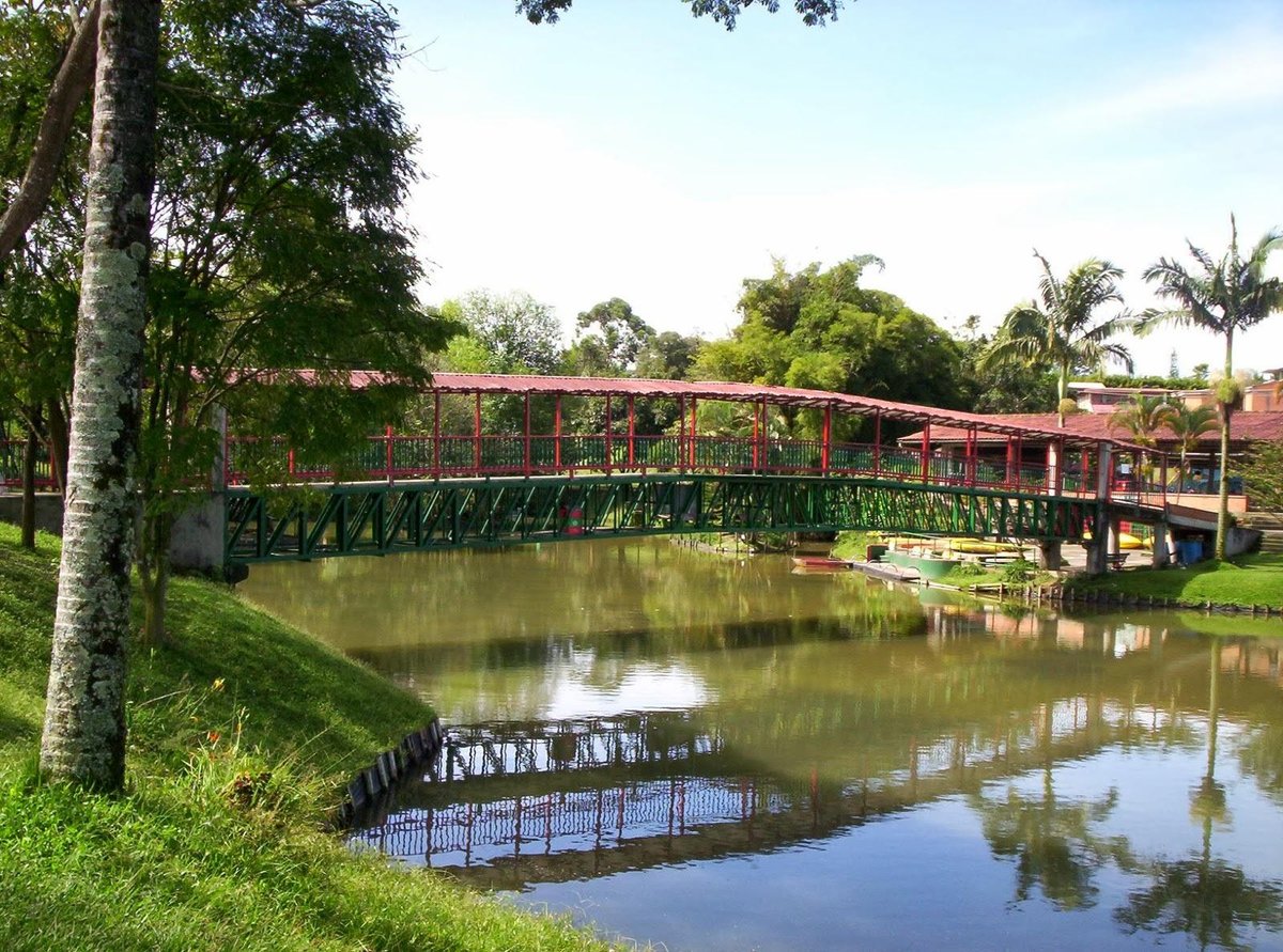 se permiten perros en el parque de los lagos