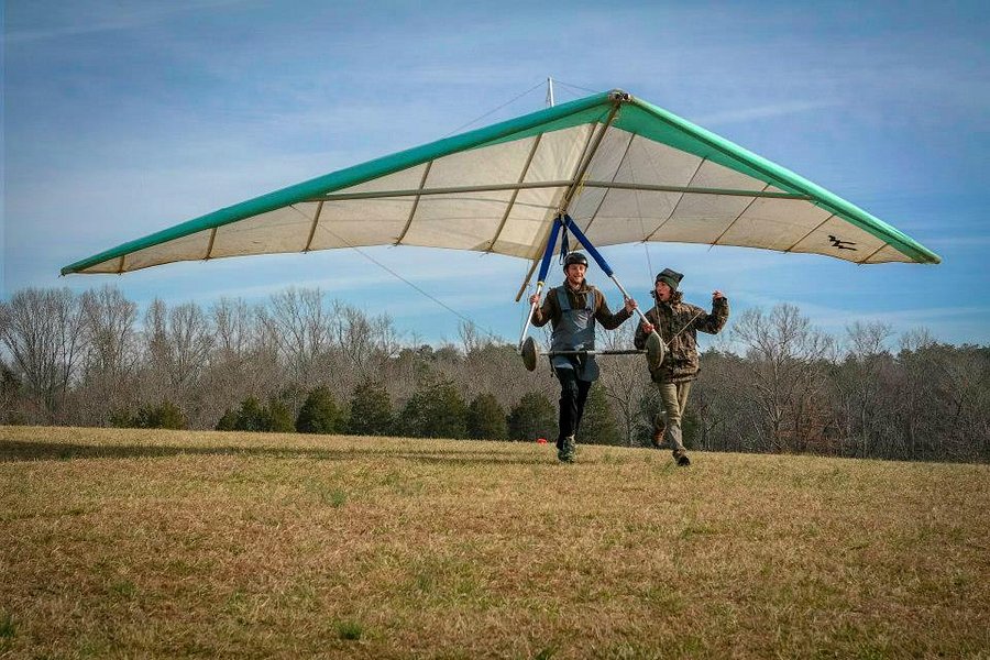Lookout Mountain Hang Gliding image