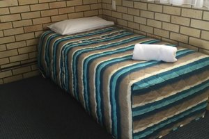 Room & Suite