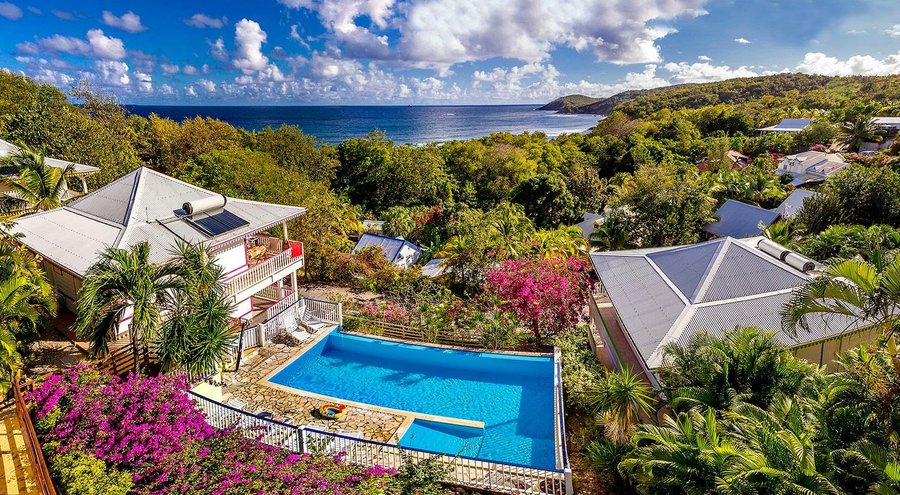Vue et piscine Résidence Océane Martinique Tartane