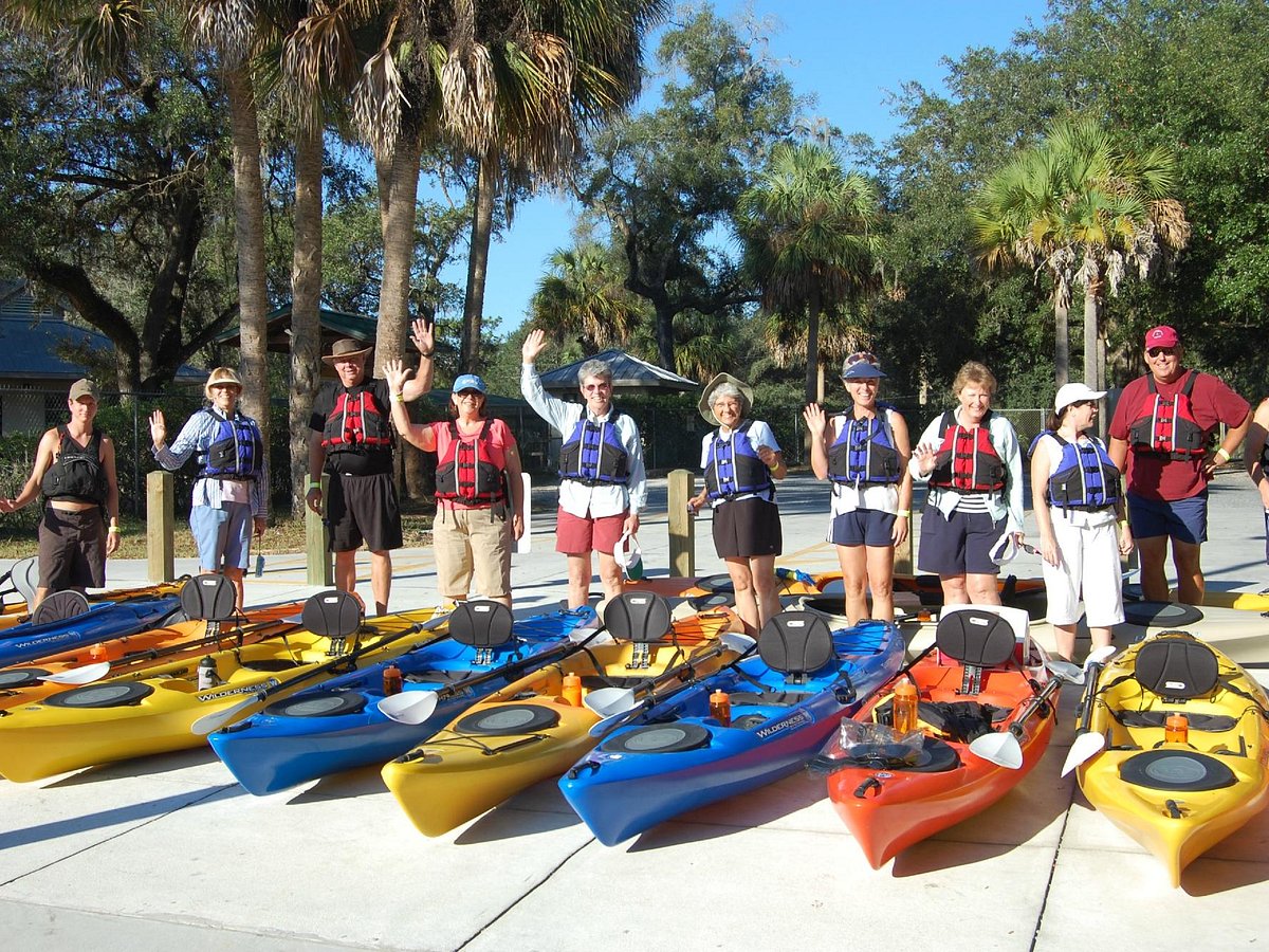 discovery kayak tours