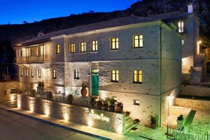 Haones Suites in Perama