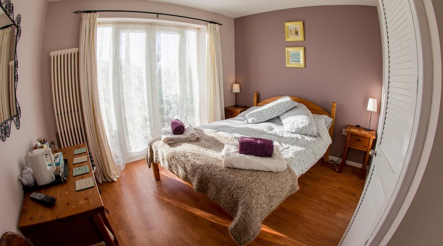 Double ensuite room B&B Worcestershire