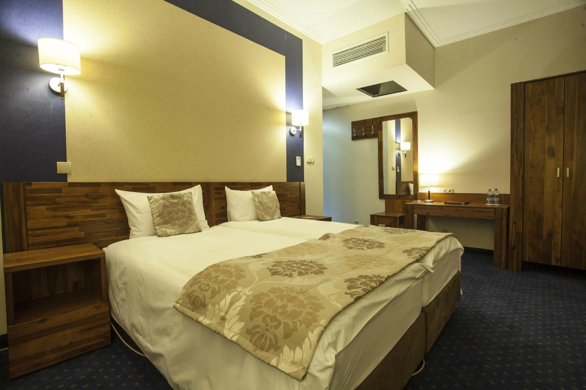 Hotel photo 1 of Hotel Piast.