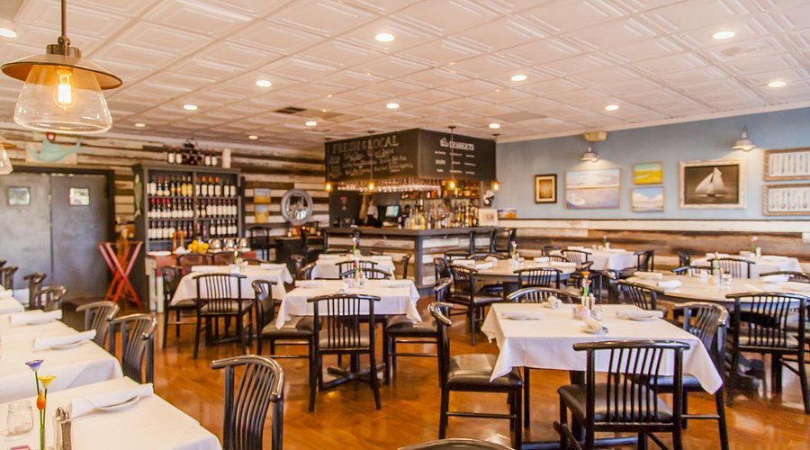 Long Island Cafe