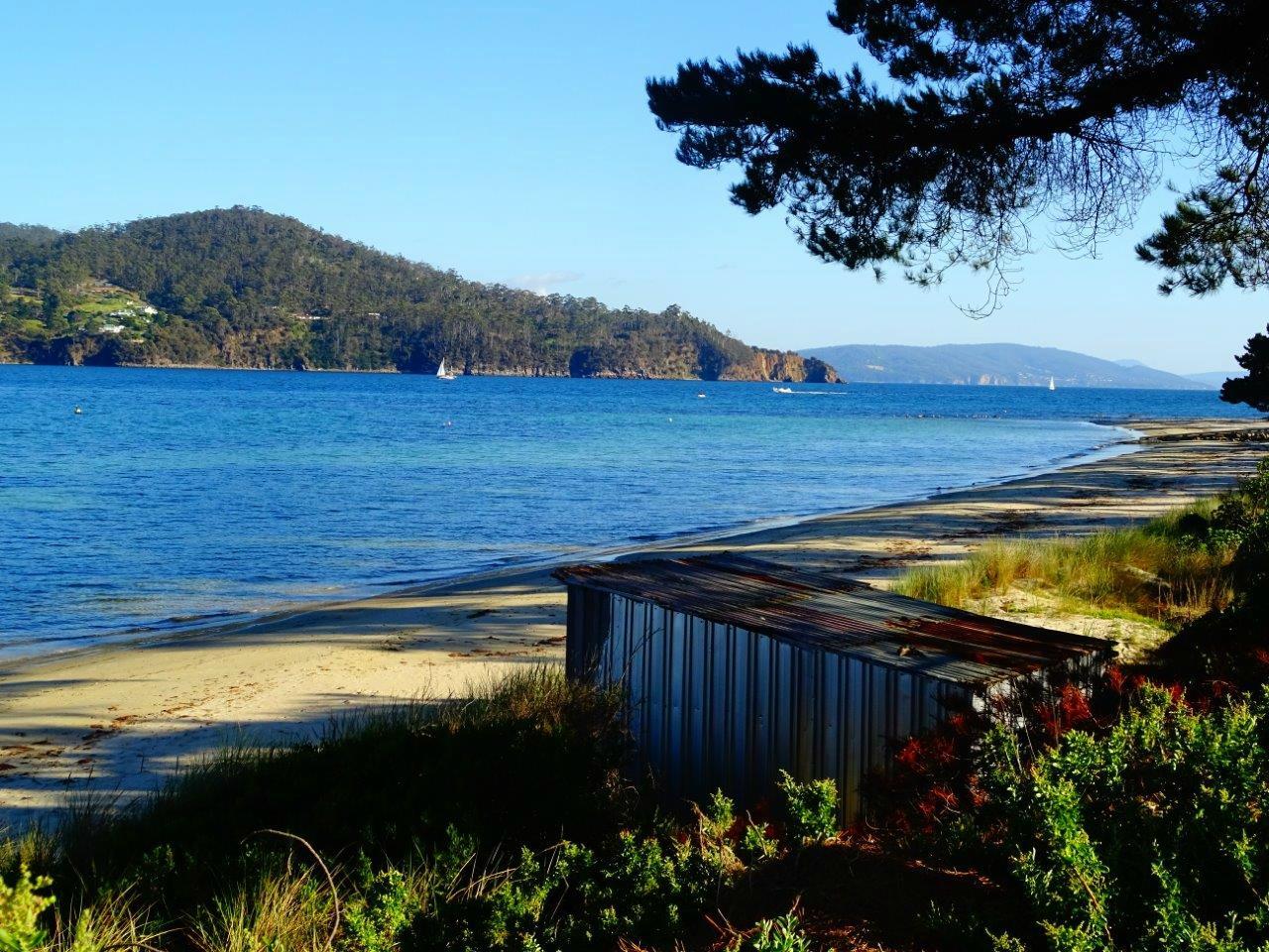 BRUNY BEACHSIDE ACCOMMODATION (AU$148): 2021 Prices & Reviews (Bruny ...