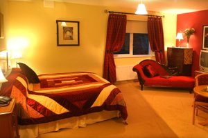 Room & Suite
