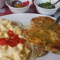 Aqui un pollo oreganato