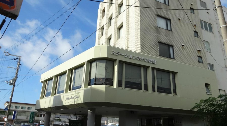 外観。出っ張ったところがレストランです