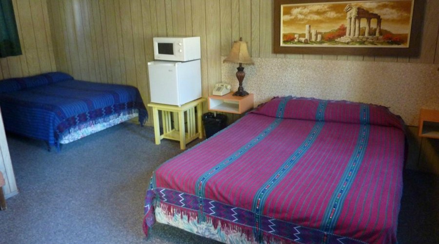 Red Hll Motel