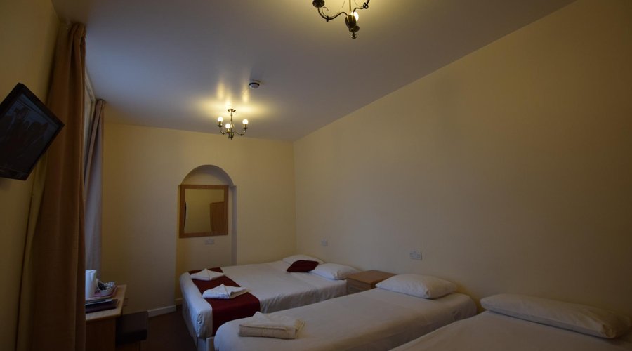 Quad Room