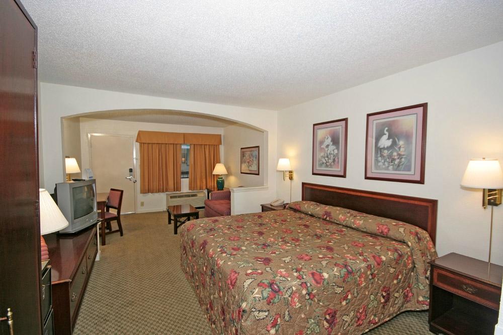 Suburban Extended Stay Hotel Rooms: Pictures & Reviews - Tripadvisor