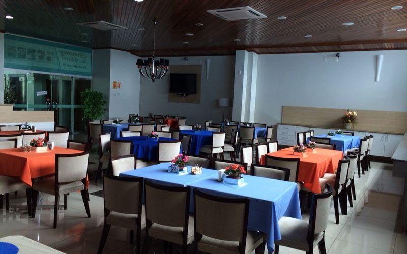 Segunda parte do salão do café