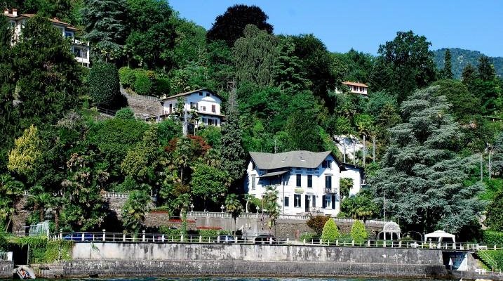 Giardino sul lago