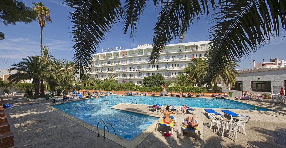 Hotel Tropical, hotel in Ibiza