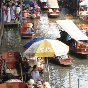 Marché flottant de Damnoen Saduak