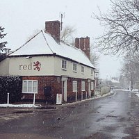 Red Lion, Weston, looks great in the snow!