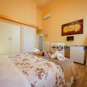 camera 5