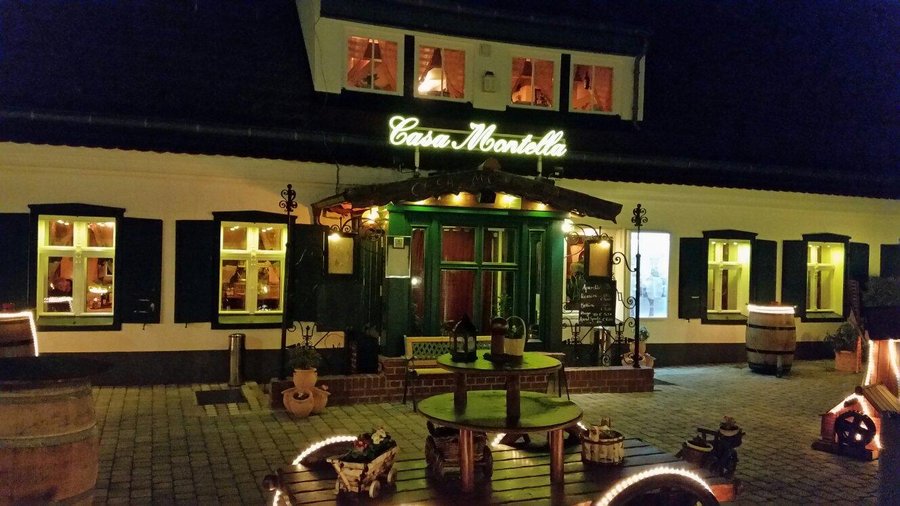 Casa Montela am Abend