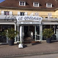 Crêperie ,brasserie sur le port de Ouistrrham