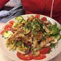 Putensalat (normale Portion die glatt als für 2 durchgehen könnte)
