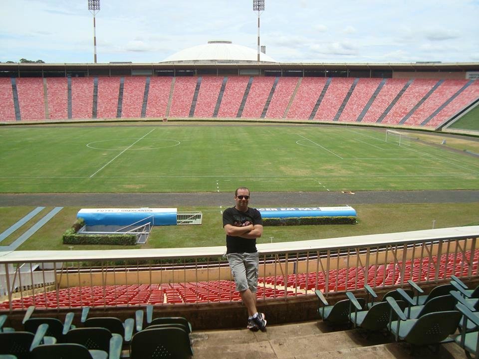 Pavilhão Municipal de Cuba :: Portugal :: Página do Estádio 