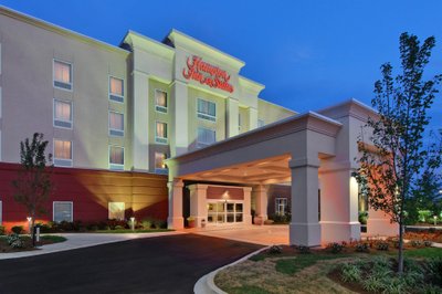 Hotel photo 3 of Hampton Inn & Suites Knoxville - Turkey Creek / Farragut.