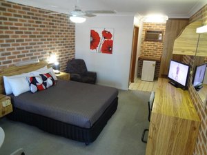 The Palms Motel in West Wyalong