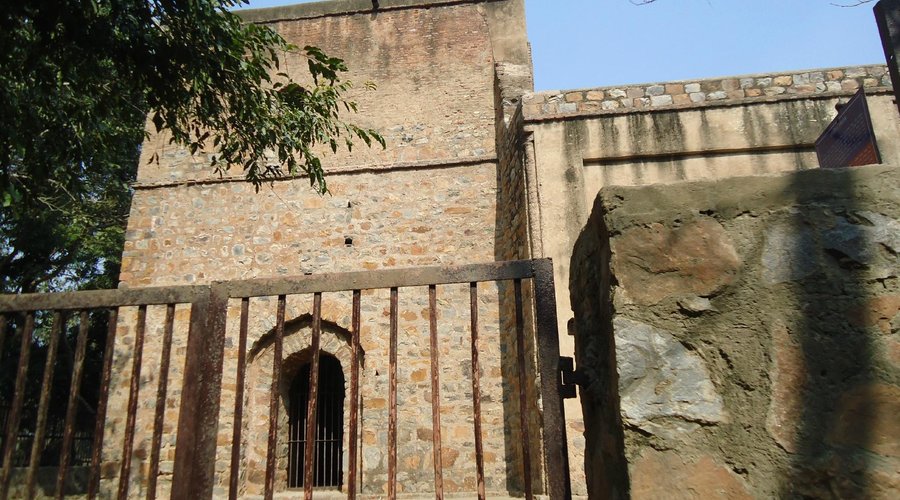 This mosque is one of the oldest in Delhi.