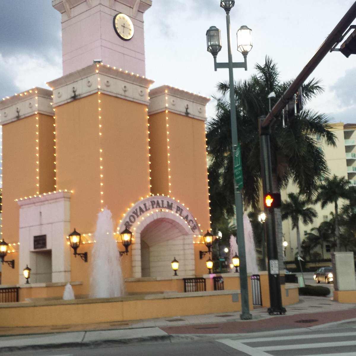 Palm Beach Gardens Mall Mar 2007 (16)