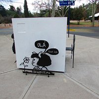 No meio do caminho tinha uma estátua