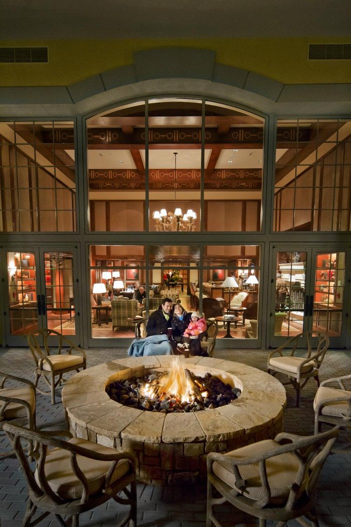 Legendary Lodging at the Ritz Carlton Residences Vail ...