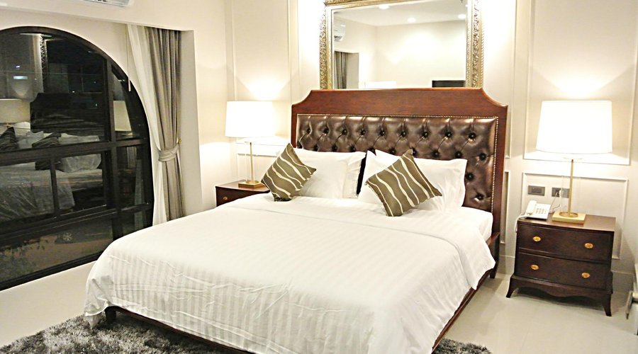 Suite Room Type