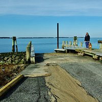 Boat ramp offers bay access