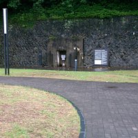 立山防空壕