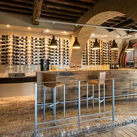 Wine-shop