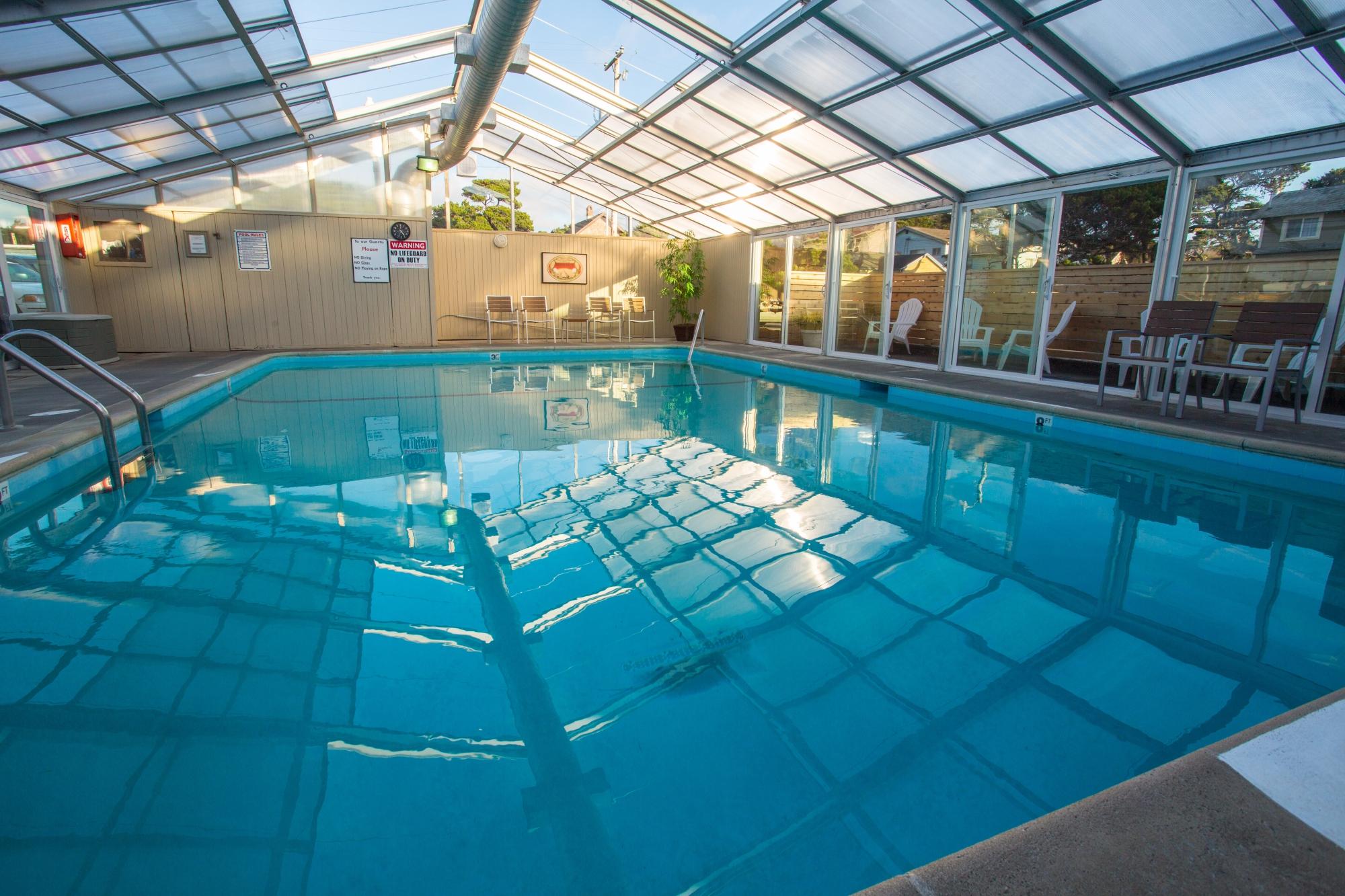 Hotel photo 12 of Pelican Shores Inn.