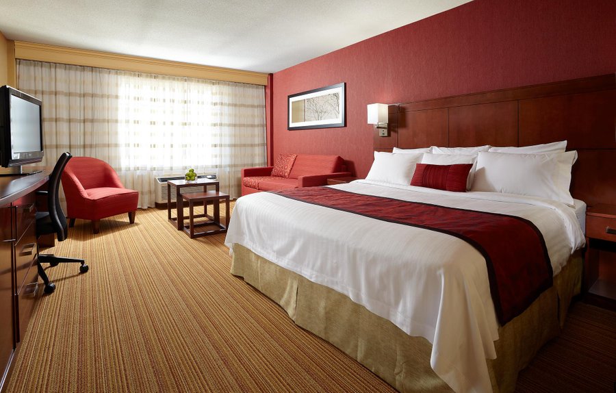 COURTYARD BY MARRIOTT OTTAWA DOWNTOWN $83 ($̶1̶2̶5̶) - Prices & Hotel ...