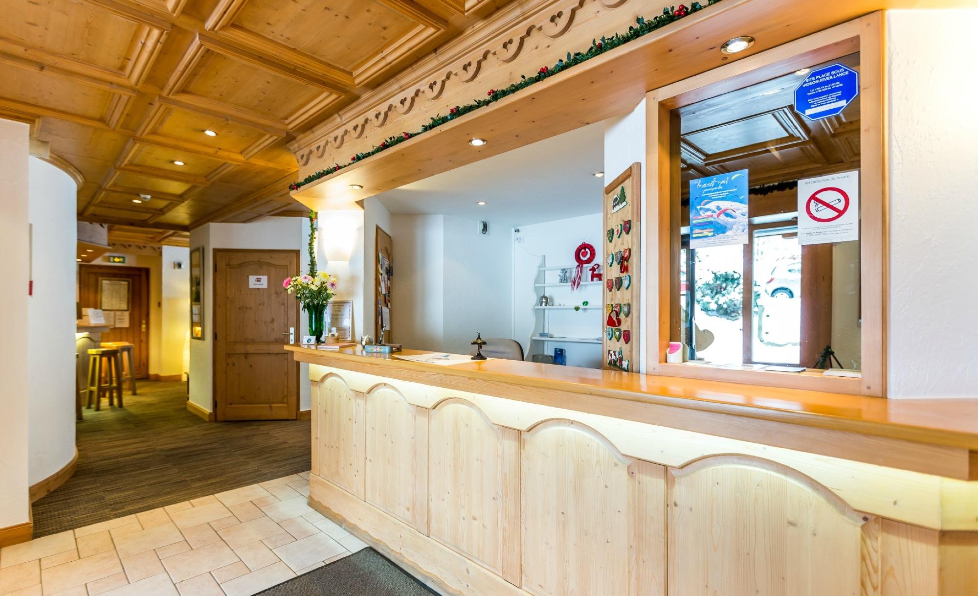 Hotel L'Oustalet by null