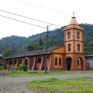 Iglesia Bahía Solano