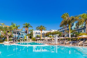 Pool og strand
