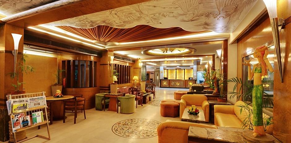Hotel Amar, hotell i Agra