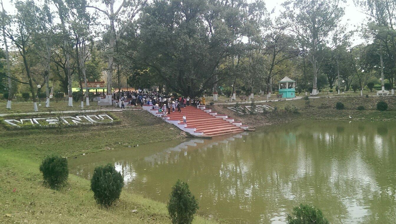 Buddha rajgir bihar india hi-res stock photography and images - Alamy